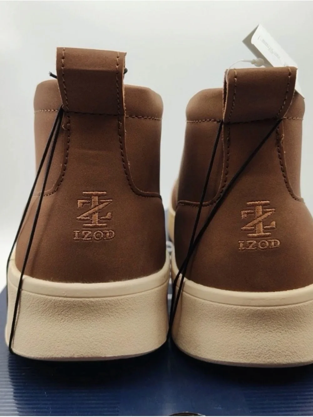 Izod Shoe Box with Bold Branding in Navy and Brown size men’s 8